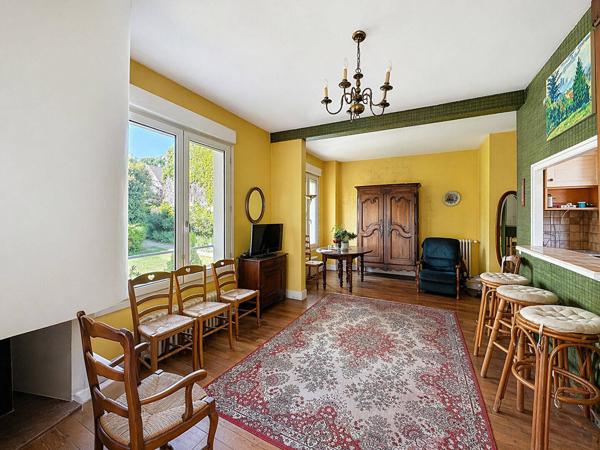 Maison à vendre - Suresnes 9 pièces de 257 m²
