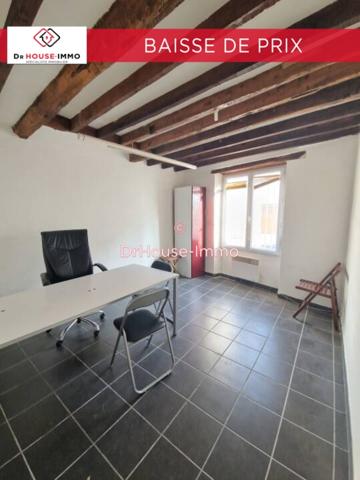 Immeuble à vendre 8 pièces de 140 m²