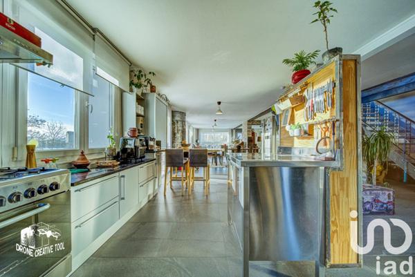 Appartement à vendre 7 pièces 222 m² Saint-Julien-lès-Metz