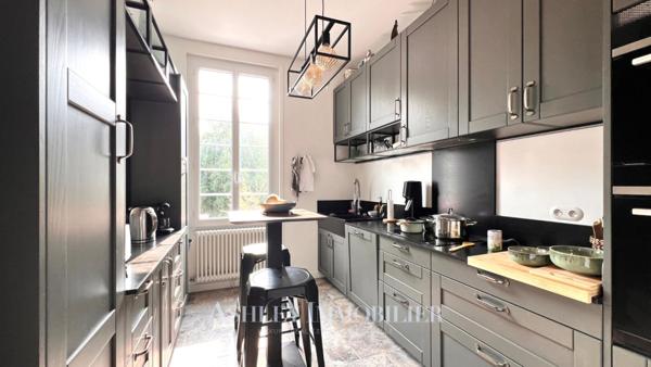 A VENDRE MAISON TYPE 5 AVEC GARAGE - LAROCHELLE LA GENETTE