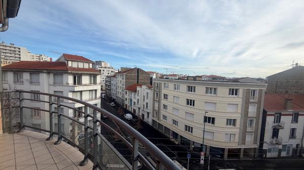 Appartement Clermont Ferrand 3 pièce(s) avec balcon, box et cave