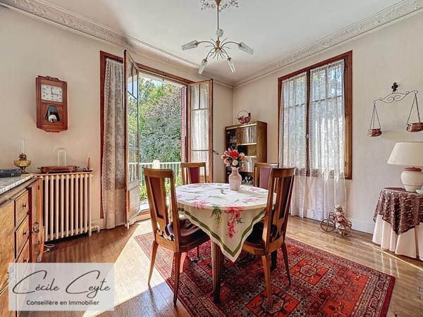 GRENOBLE (38) Bajatière, Maison années 1920 à renover sur un terrain de 800m²