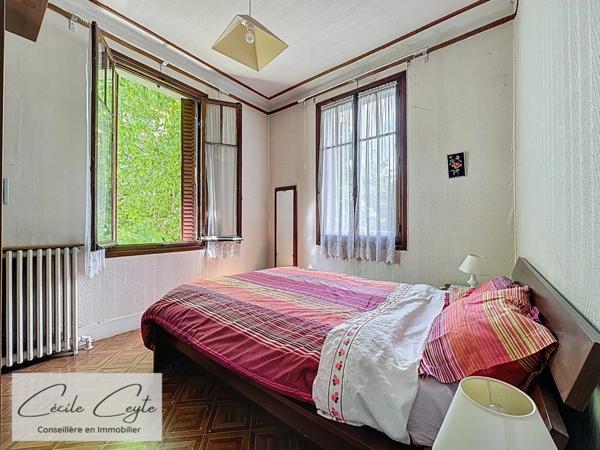 GRENOBLE (38) Bajatière, Maison années 1920 à renover sur un terrain de 800m²