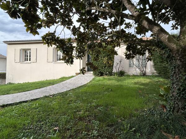 Maison - 6 pièces - 142 m²