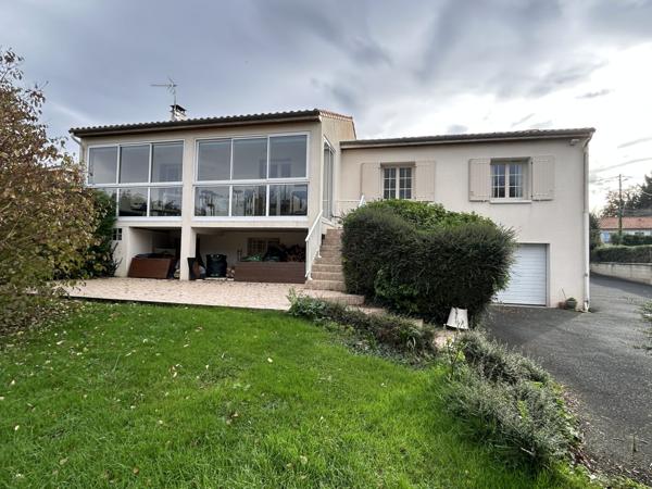 Maison - 6 pièces - 142 m²