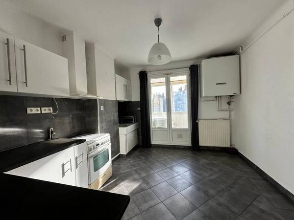 APPARTEMENT T4 CHAVANT - EMPLACEMENT IDEAL