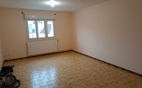 Appartement à louer    3 pièces •  Marolles-les-Braults