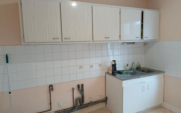 Appartement à louer    3 pièces •  Marolles-les-Braults