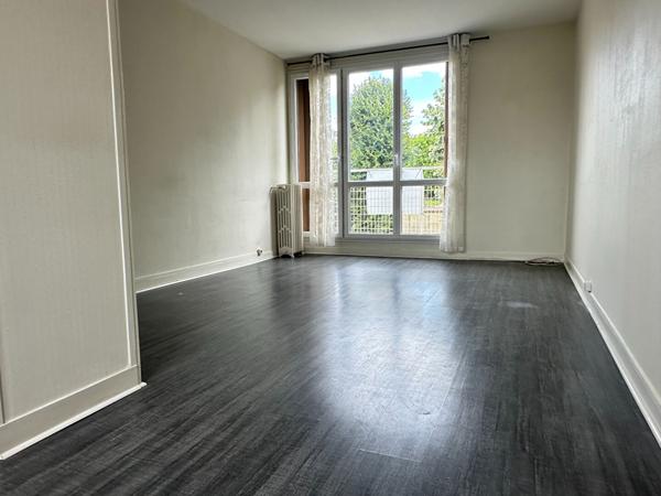 Appartement 3 pièces à louer à Dammarie-les-Lys - Exclusivité Guy Hoquet