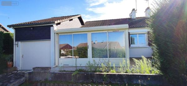 Maison à vendre à Mehun-sur-Yèvre dans le Cher (18500), ref : 142515M