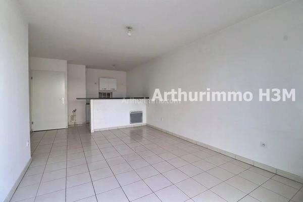 Vente                                                      Appartement
                        
                     2 pièces                      44 m2                     à Noisy-le-Grand