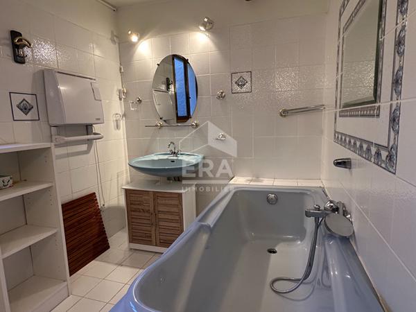 Maison Bayons 2 chambres + cave + extérieur + terrasse