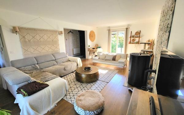 Maison à vendre    5 pièces •  Soisy-sur-Seine