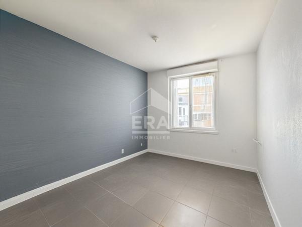 Appartement Cabries 4 pièce(s) 83.9 m2