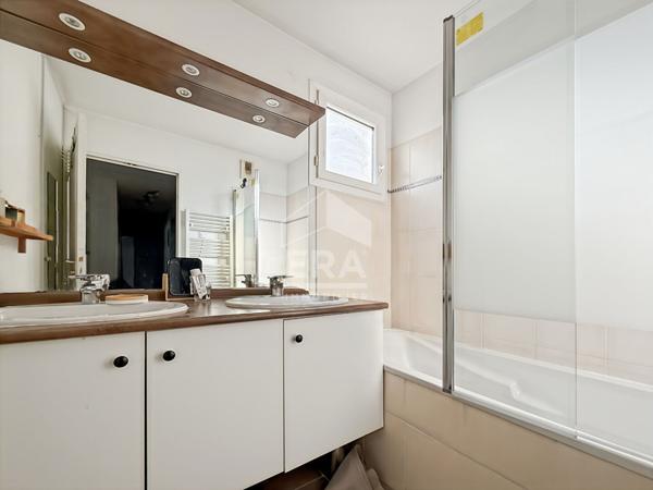 Appartement Cabries 4 pièce(s) 83.9 m2