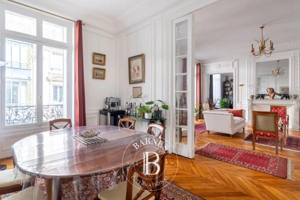 Paris 16ème, Appartement 2 Chambres -  124 m² à vendre