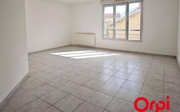 Appartement à vendre    3 pièces • 71 m2 Lyon 8
