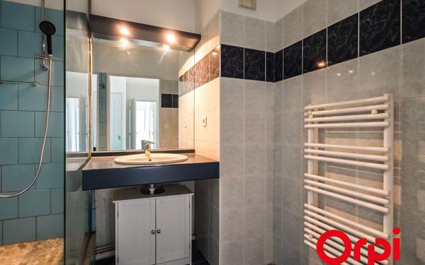 Appartement à vendre    3 pièces • 71 m2 Lyon 8