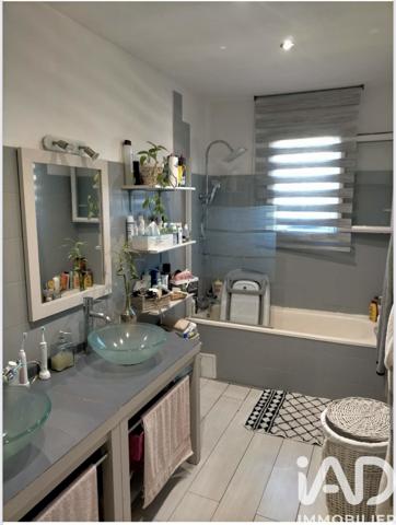 Maison à vendre 5 pièces 100 m² Sanary-sur-Mer