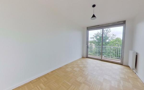 Appartement à vendre    4 pièces • 94 m2 Sainte-Foy-lès-Lyon