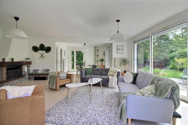 Maison familiale très bien placée dans le Parc des Aigles