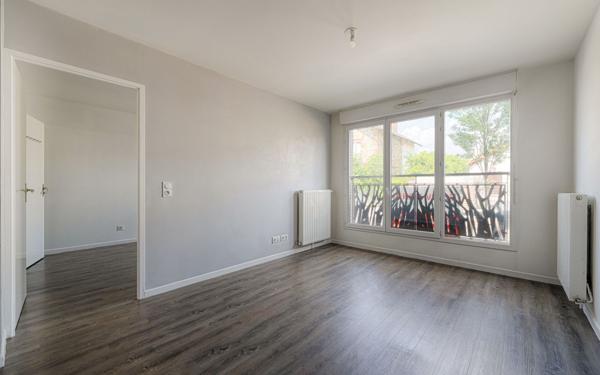 Appartement à vendre    2 pièces •  Vigneux-sur-Seine