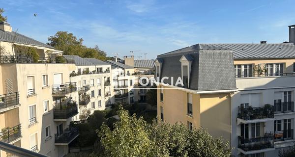 Location Appartement 2 pièces 47.01 m² - Le Plessis-robinson 92350