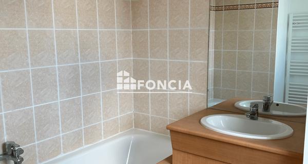 Location Appartement 2 pièces 47.01 m² - Le Plessis-robinson 92350