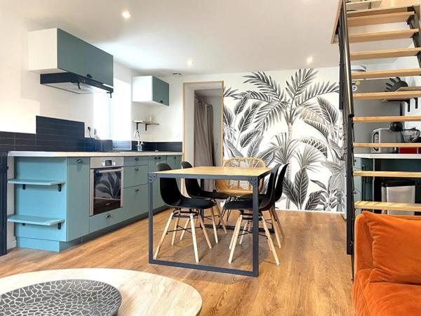 Opportunité d'investissement ? Immeuble (sans copropriété et vendu meublé ) 2 logements Poitiers Centre forte rentabilité