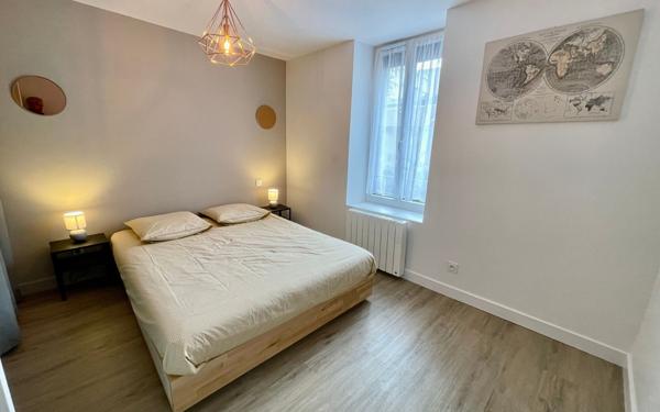 Immeuble à vendre    10 pièces • 211 m2 Clermont-Ferrand