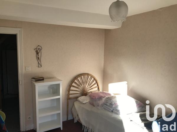 Maison de village 7 pièces de 160 m² à Madré (53250)