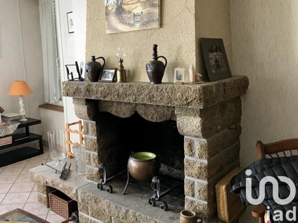 Maison de village 7 pièces de 160 m² à Madré (53250)