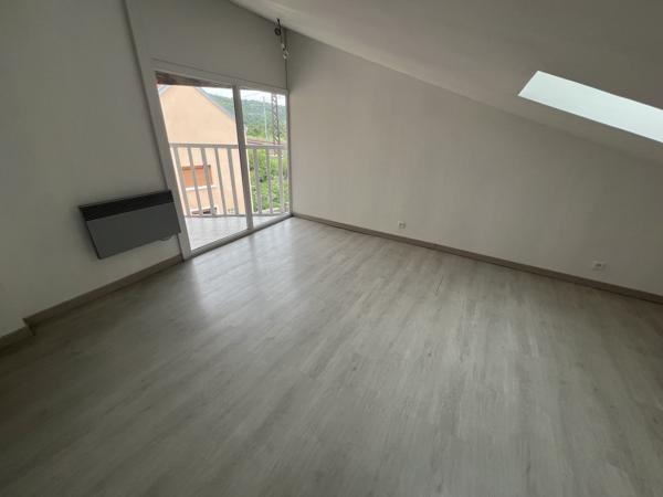 MAISON ENTIEREMENT RENOVEE PROCHE MONTBARD