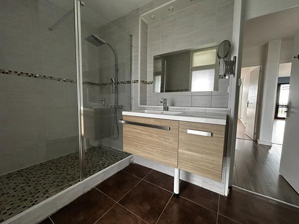 A LOUER - Appartement 4 pièces de 87m² Quartier Bel Air La Rochelle