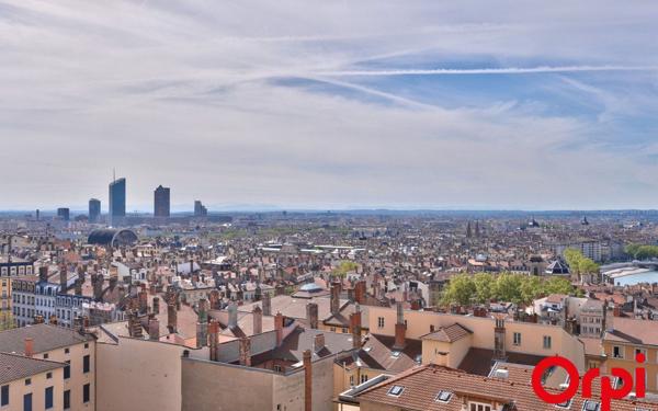 Appartement à louer    4 pièces • 109,24 m2 Lyon 1