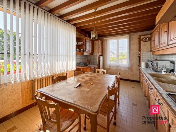 Maison Proche Semur En Auxois 6 chambres avec jardin et Hangar