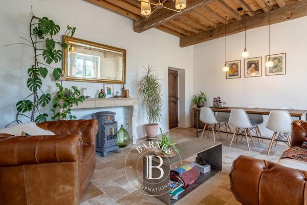 Châtillon, Appartement 3 Chambres -  157 m² à vendre