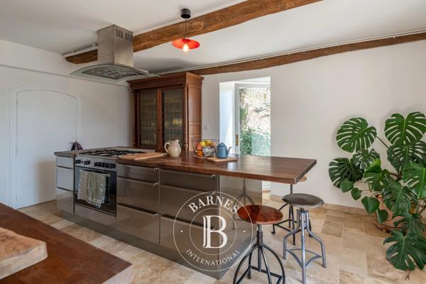 Châtillon, Appartement 3 Chambres -  157 m² à vendre