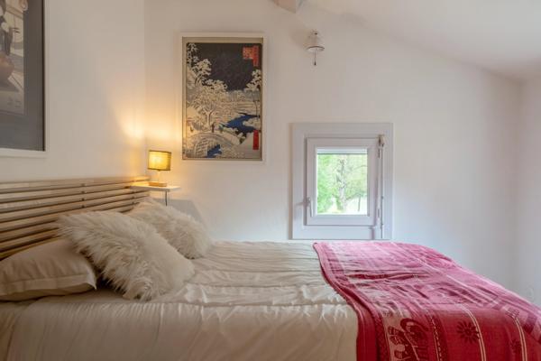 Collonges au Mont d'Or - Maison de 157 m² avec piscine intérieure - 4 chambres - jardin de 100m²