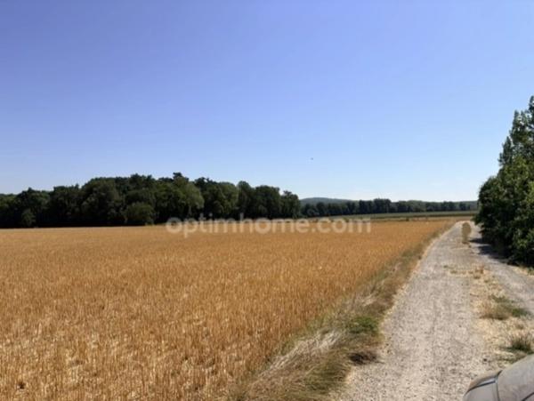 MERIEL 95 - 980m² de terrain plat devant réserve naturelle avec permis
