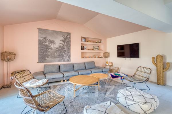 Villa familiale avec piscine de 188m² – plages à pied, esprit Ré