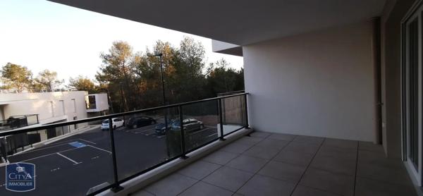 Appartement à louer 2 pièces 42.34m² Roquebrune-sur-Argens (83520)