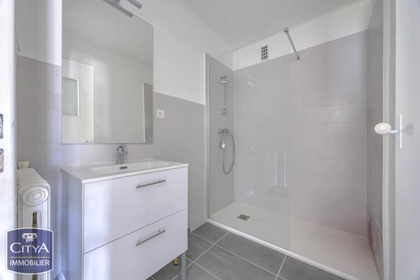 Appartement à vendre 3 pièces 67m² Chambéry (73000)