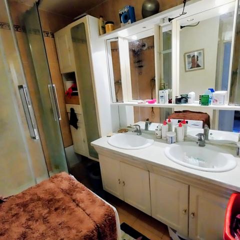 Bondy centre ville T4 1er étage avec terrasse et parking