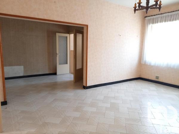 Maison de ville 7 pièces de 128 m² à Jeumont (59460)