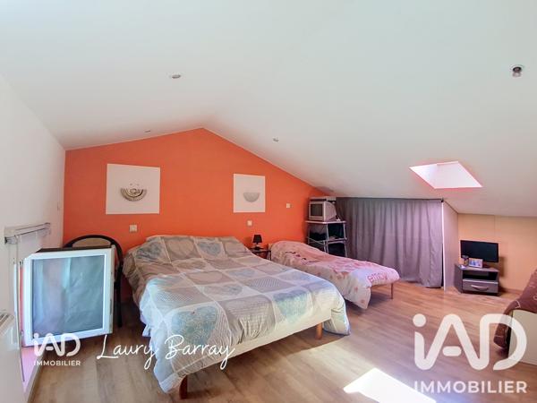 Maison à vendre 4 pièces 118 m² Bourg-Argental