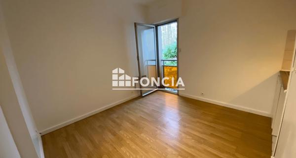 Location Studio 15.79 m² - Le Plessis-robinson 92350