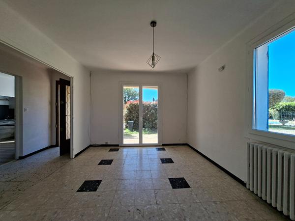 A VENDRE A GARONS - Maison de plain pied - type 4 - 75m²