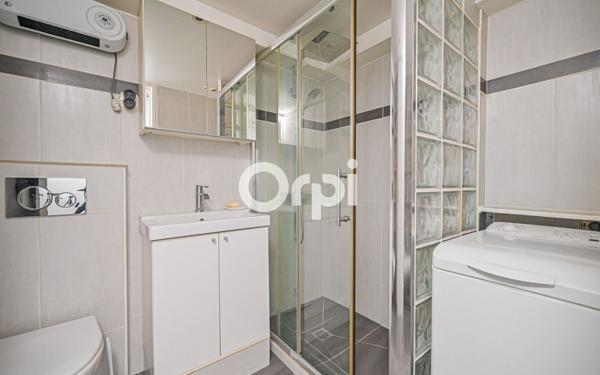Appartement à vendre    1 pièce • 25,55 m2 Paris 20