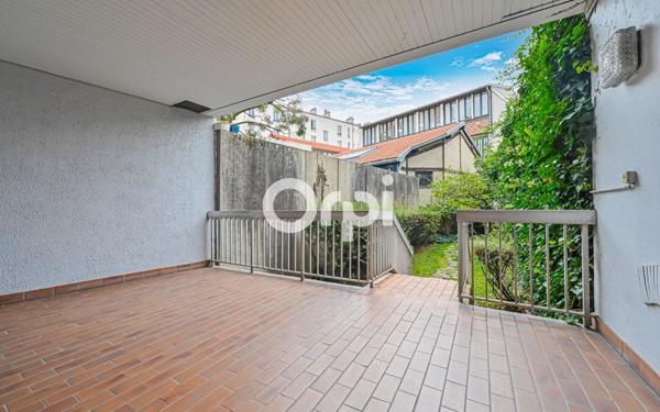 Appartement à vendre    1 pièce • 25,55 m2 Paris 20